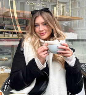 Social Media Manager & Content Creator