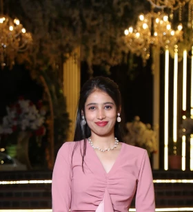 SEO Executive & Marketing Executive