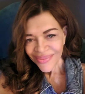 Comms Specialist & Senior Writer