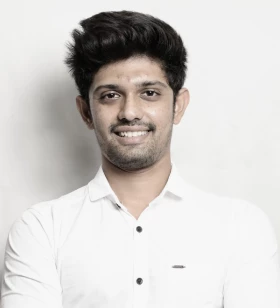 Assistant Senior Video Editor