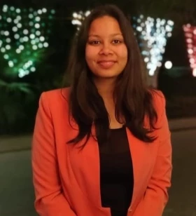 Senior Business Strategist