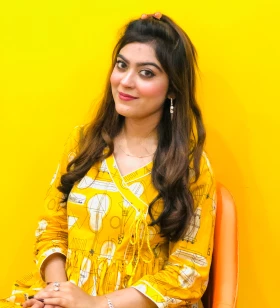 Sales & Social Media Assistant