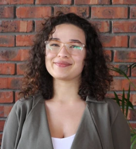 Graphic Designer & Illustrator