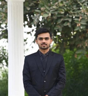 Digital Marketing Manager and Technical Author at Shreywebs