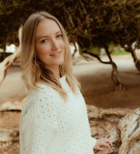 Lead Communication Strategist