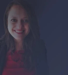 CONSULTORA DE MERCADEO | CREADORA DE MARCAS | CONFERENCIONISTA DIGITAL