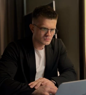 Chief medical expert