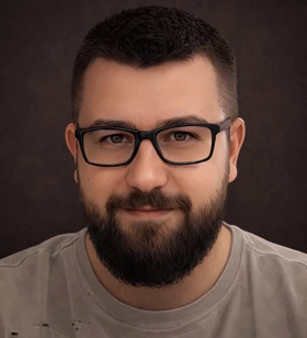 Founder & Strategic Director