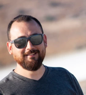 Brand Positioner & Digital Growth Strategist