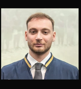 MOBILE & WEB DEVELOPER.