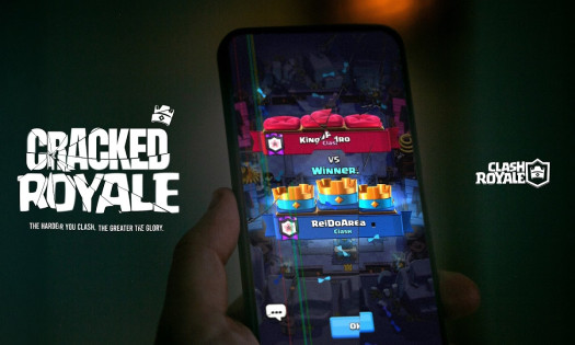 The "Crash Royale" banner