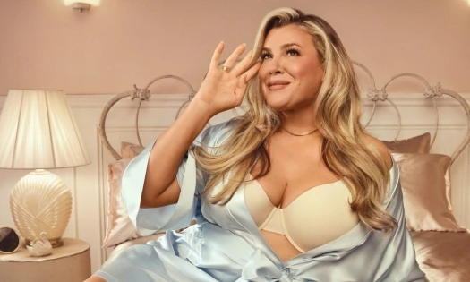 Comedian Heather McMahan Wearing Spanx Bra