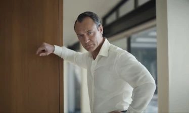 Actor Jude Law starring in Legora's campaign spot for its platform "Law just got more attractive"