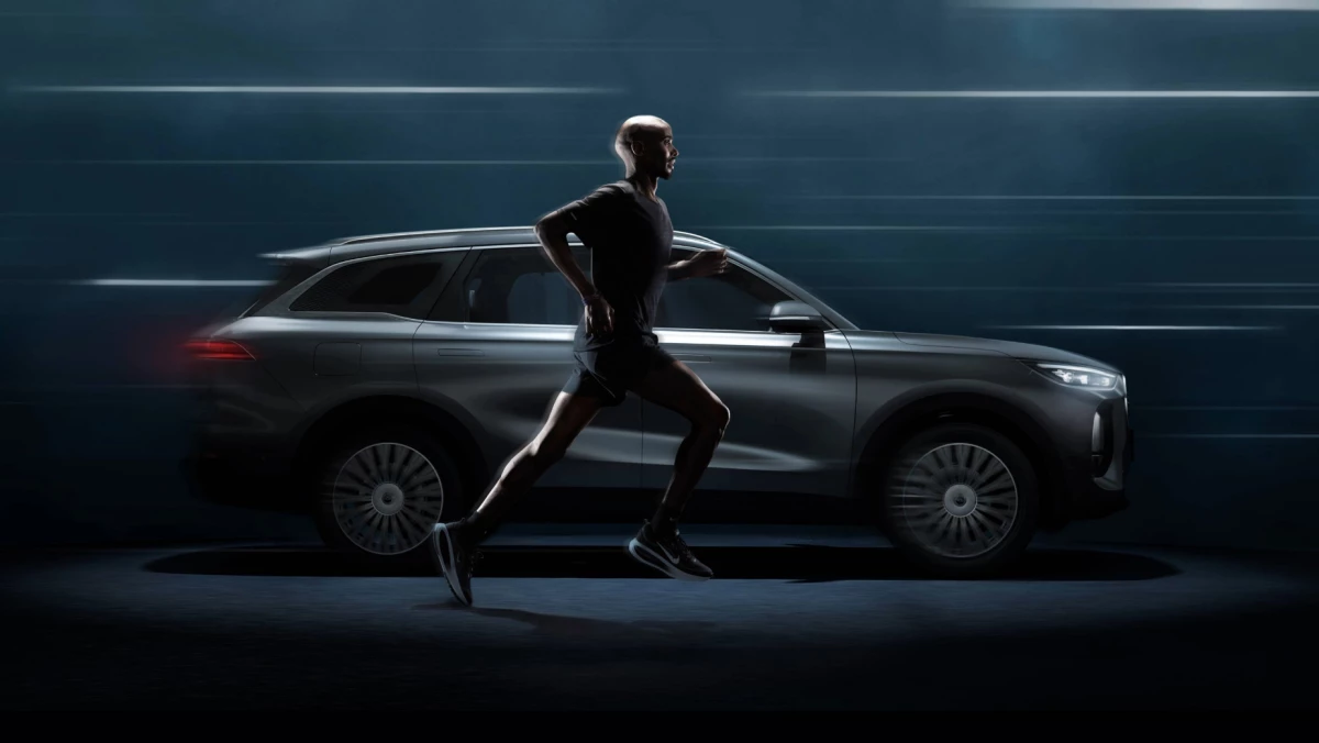 Chery UK Puts Endurance Front and Center With Mo Farah in Hybrid Push