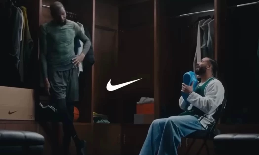 Drake and Kevin Durant talking about shoes