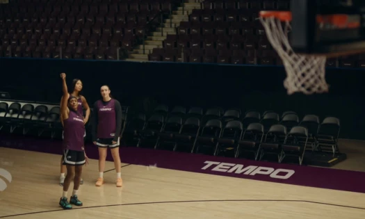 Members of the Toronto Tempo shooting hoops