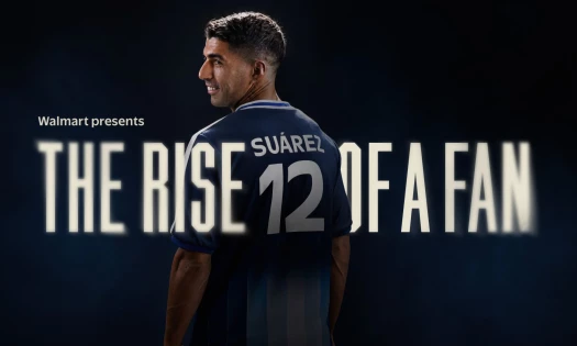 Luis Suárez in the Walmart "Rise of a Fan" banner