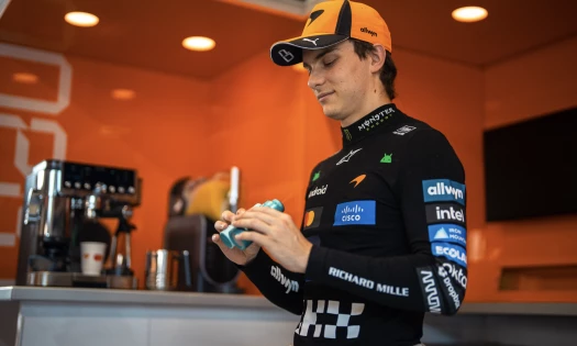 A Maclaren athlete with a Sharkninja product