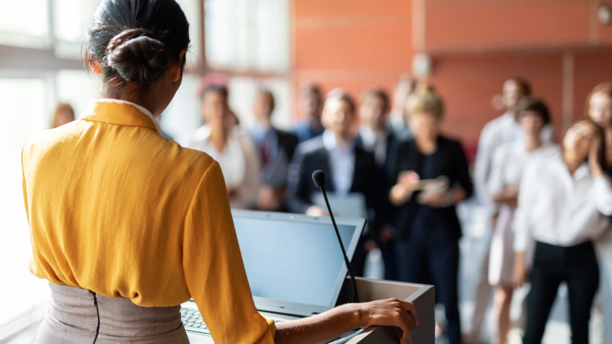 Choosing a Public Relations Agency: Everything You Should Take into Account in 2026