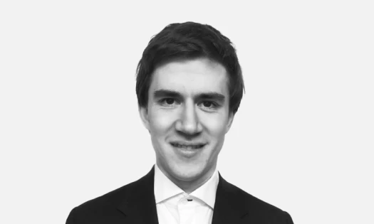 Black-and-white portrait of Dr Matthew Dyson, Principal Technology Analyst at IDTechEx