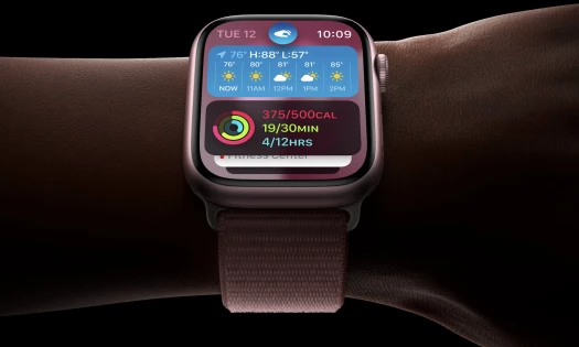 Pink Apple Watch Series 9
