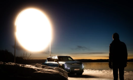 Kia EV9 Light Installation