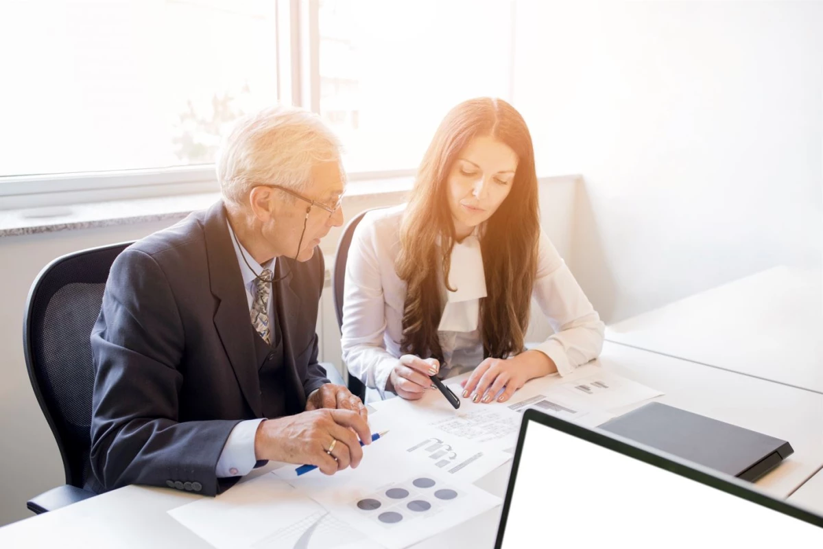 Top 6 Financial Advisor Website Design Examples in 2026