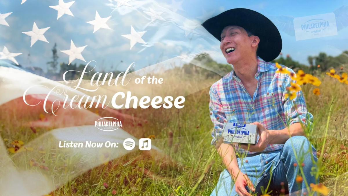 Travis Yee Sings ‘Land of the Cream Cheese’ for Philadelphia