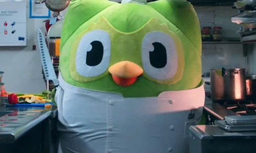Duolingo's Owl Duo as 'The Chef'