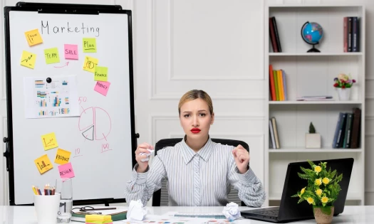 Graphic Designer To Package Designer