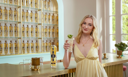 Sophie Turner with a St-Germain Hugo Spritz