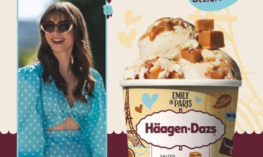 Häagen-Dazs ピンク容器　Emily in Parisコラボ　台湾限定 Häagen-Dazs unveils Emily in Paris limited-edition ice cream