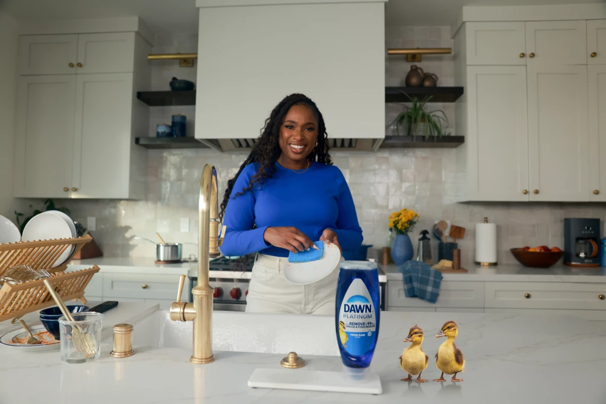 Jennifer Hudson Stars in New Dawn Dish Soap Campaign by M Booth
