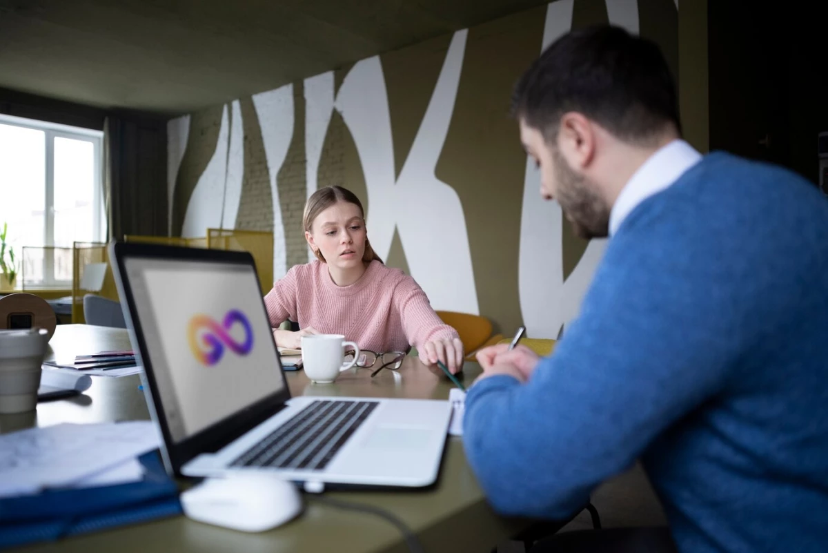 Full Guide to Outsourcing Digital Marketing Services for Businesses