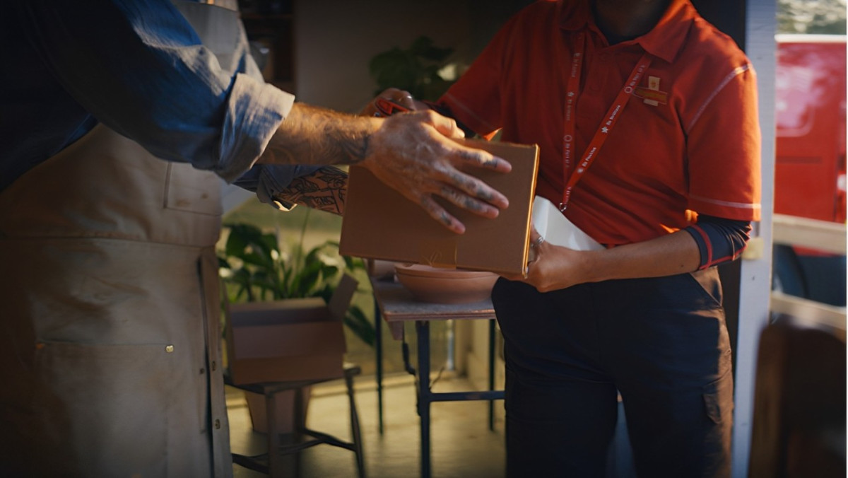 Royal Mail 'Sends It Your Way' in Christmas Campaign from AMV BBDO