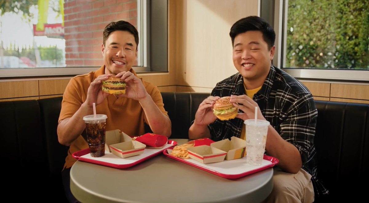 'Fresh Off the Boat' Stars Randall Park & Hudson Yang Fight Over McDonald's Big Macs
