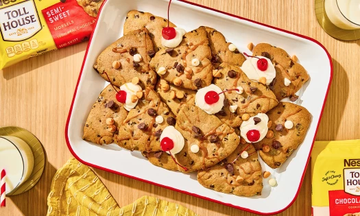 A Plate of Nestle Toll House Cookie Nachos