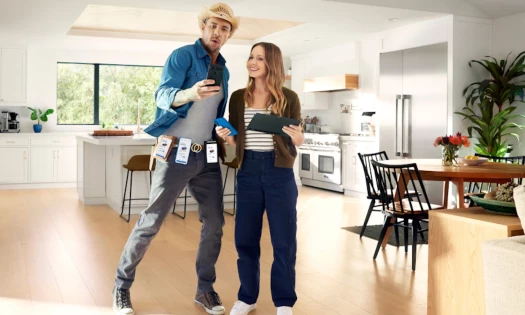 Kristen Bell and Dax Shepard compare car prices using Carvana app
