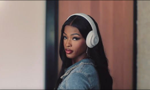 LA Sparks forward Rickea Jackson shows off her pink Beats by Dre