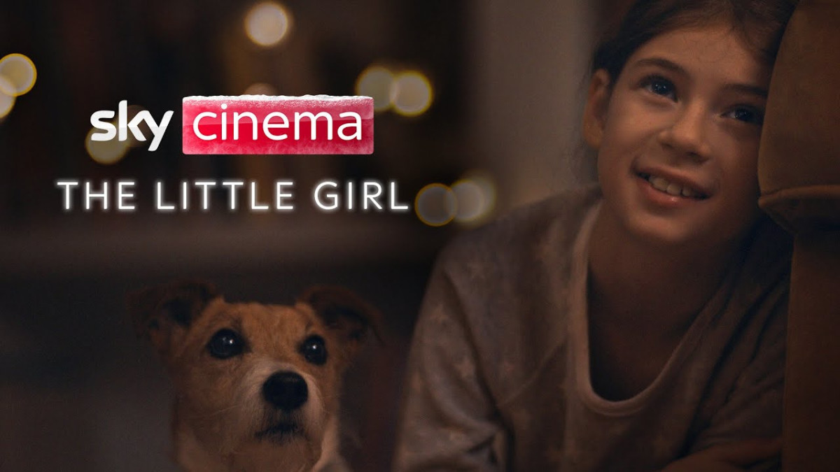 'The Little Girl' Enjoys Iconic Christmas Movies in Nostalgic Sky Cinema Spot