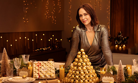 Jennifer Love Hewitt and Ferrero Rochers
