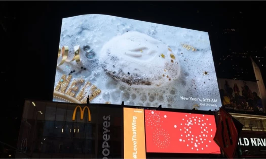 Dove OOH campaign in UK and NY