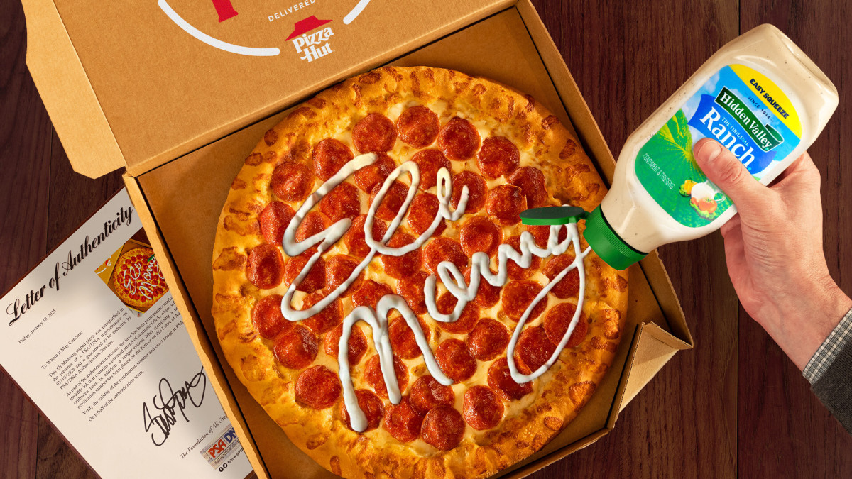 Pizza Hut & Hidden Valley Ranch to Deliver Eli Manning-Signed Pizza on Game Day