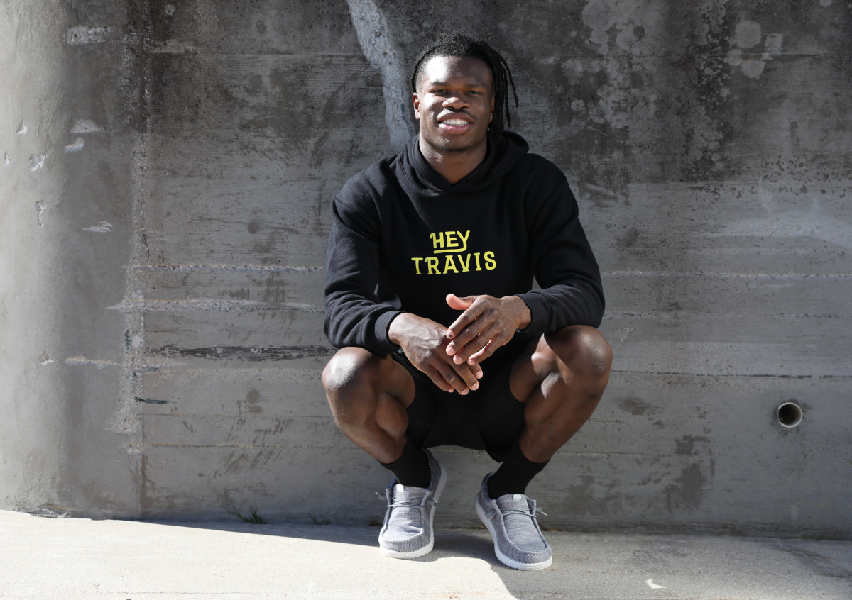 Heisman Winner Travis Hunter Is 'Unlike Anything' in Latest HEYDUDE Campaign