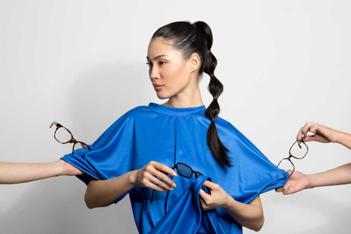 GlassesUSA.com Drops Hilarious Microfiber Clothing Line for April Fools' Day