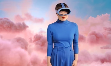 blue dress from priceline commercial Kaley Cuoco appears in Priceline's Super Bowl ad campaign
