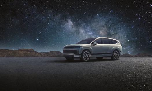Hyundai's Ioniq 9 under the stars