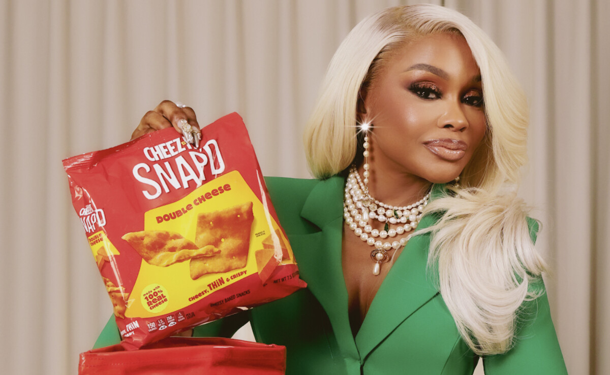 Cheez-It Teams Up with Phaedra Parks for a Snap-Worthy Snack Bag
