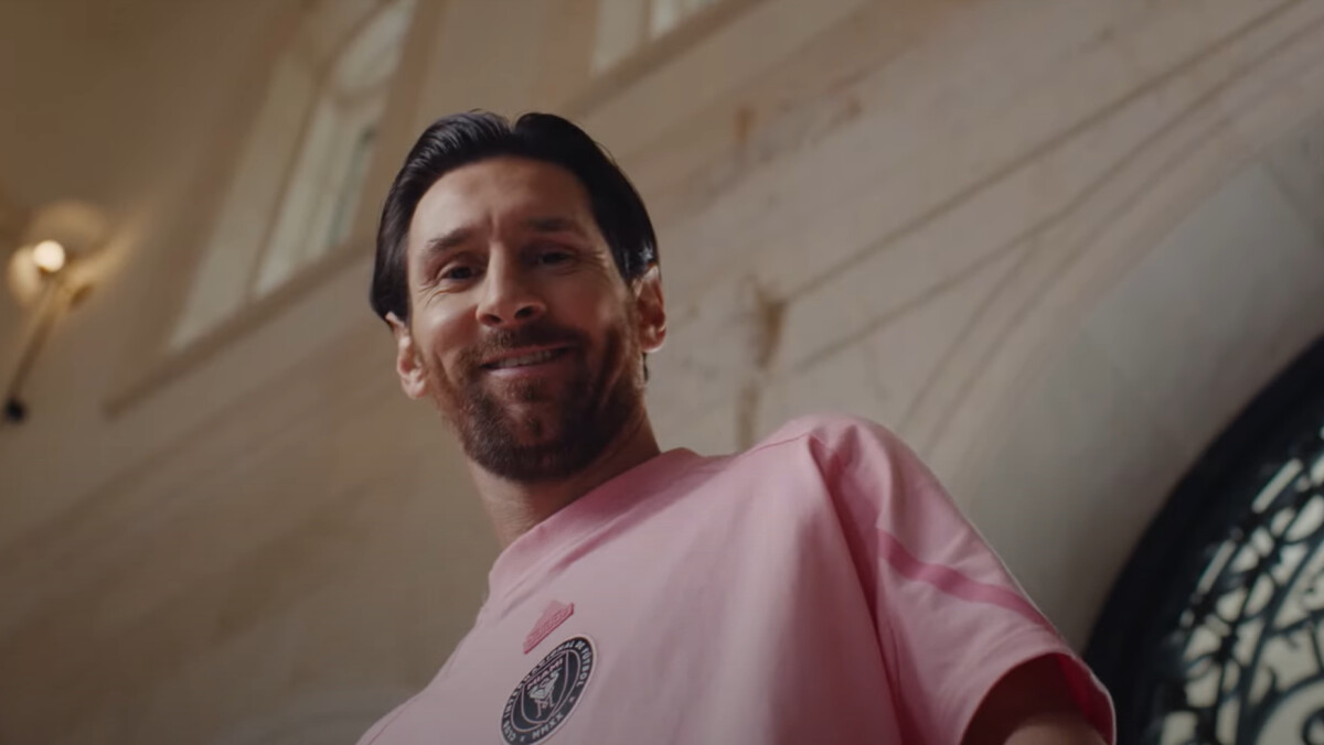 Lionel Messi Dribbles Through a Hotel to Score a Michelob ULTRA