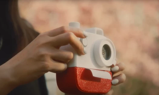 Poetry Camera Takes Photos and Turn Them into Poetry